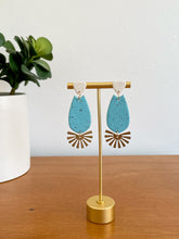 Load image into Gallery viewer, Stella Earrings