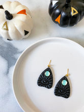 Load image into Gallery viewer, Ouija Planchette Earrings