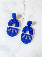Load image into Gallery viewer, Santa Fe Earrings