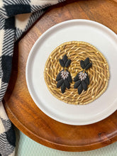 Load image into Gallery viewer, Eleganza Dangles